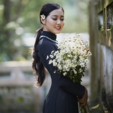 Ms. Hoa