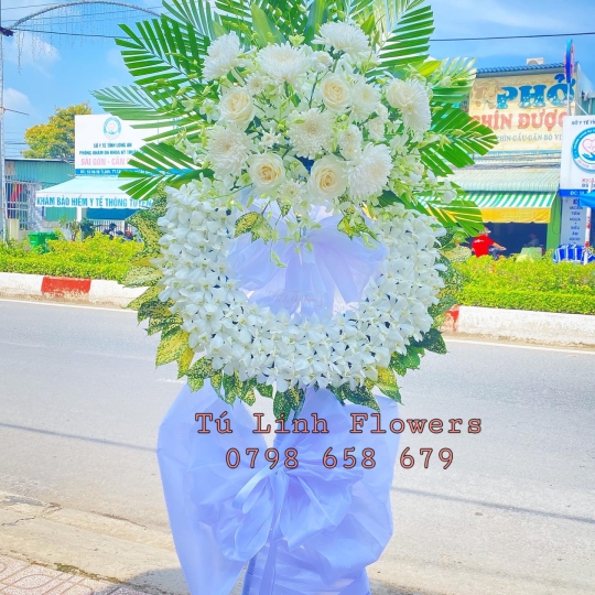 Vòng Hoa Đám Tang Giá Rẻ - Mua Hoa Đám Tang Ở Long An