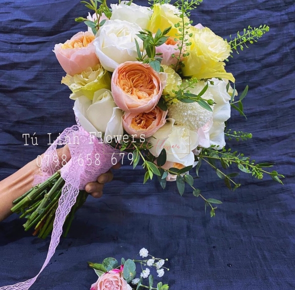 MẪU HOA CƯỚI 